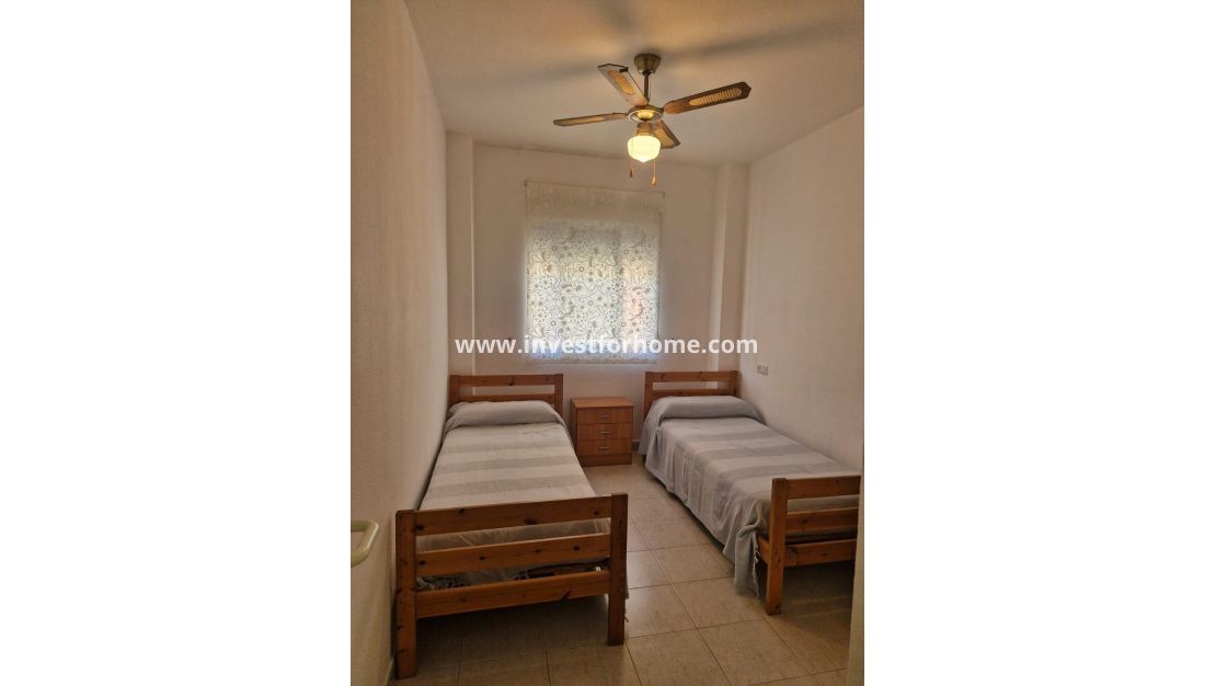 Sale - Bungalow - Torrevieja - El Acequión - Los Náufragos