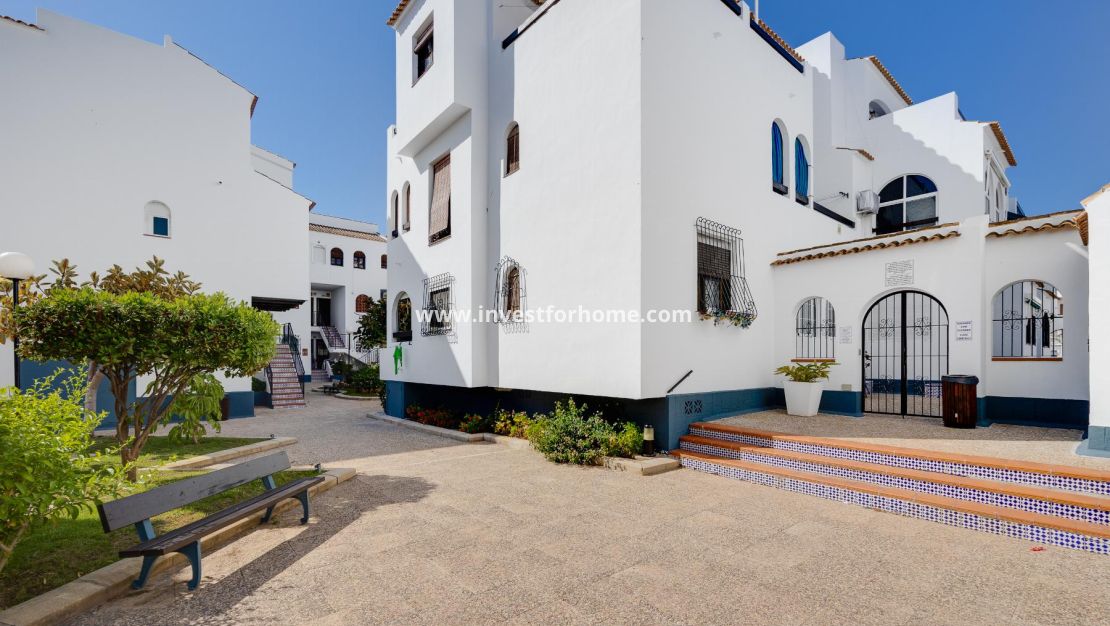 Sale - Bungalow - Torrevieja - El Acequión - Los Náufragos