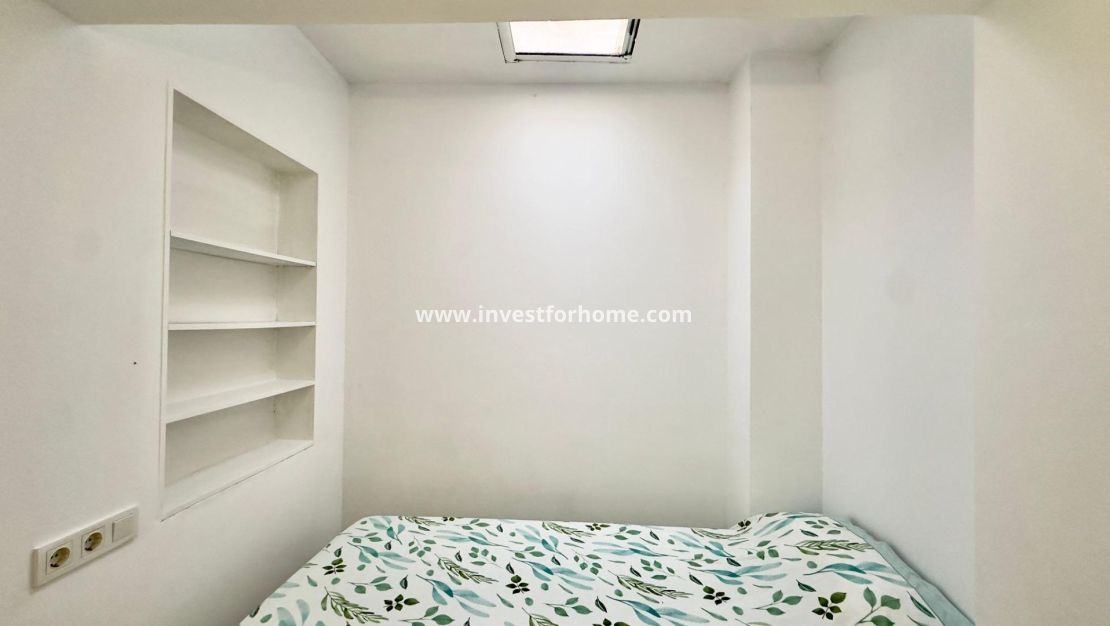 Sale - Bungalow - Torrevieja - El Limonar