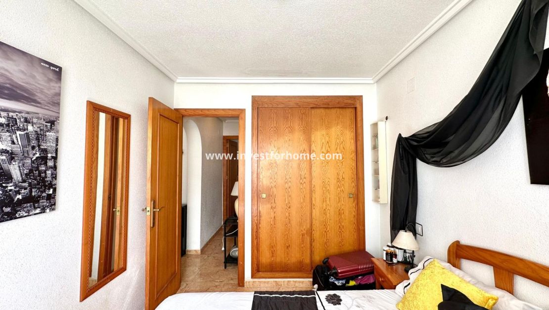 Sale - Bungalow - Torrevieja - El Limonar