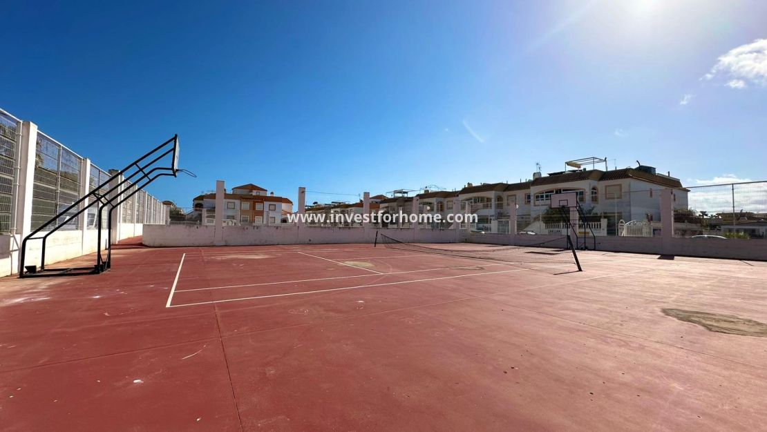 Sale - Bungalow - Torrevieja - El Limonar