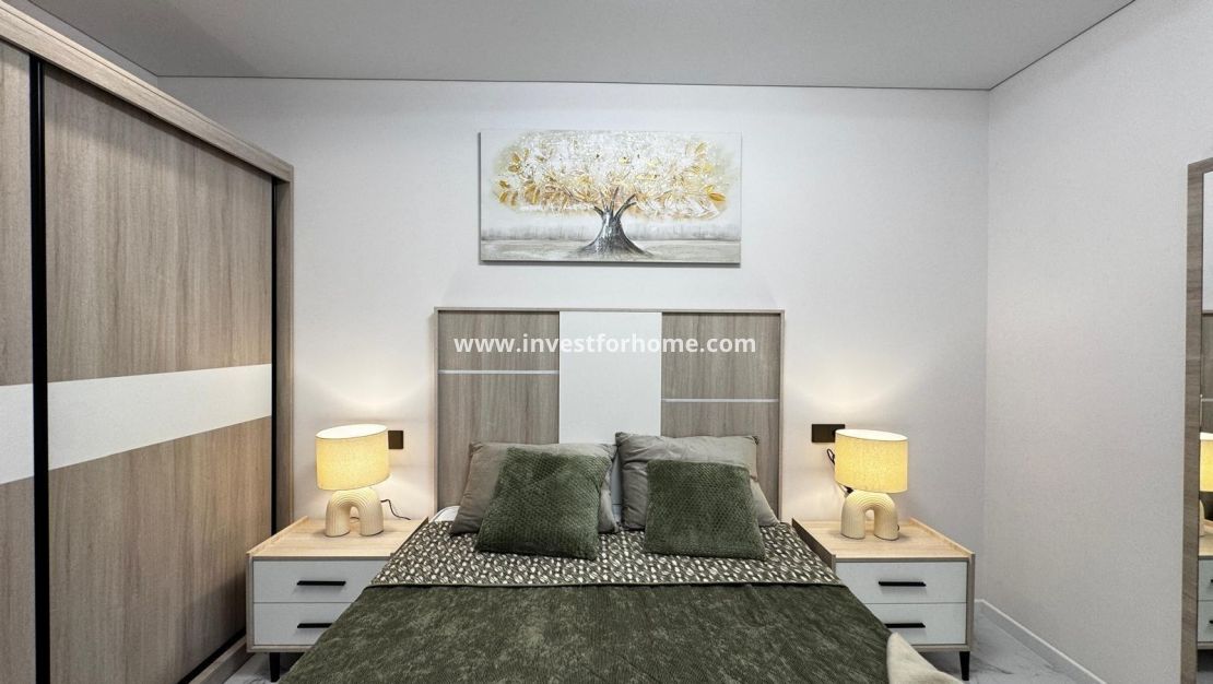 Sale - Bungalow - Torrevieja - La Siesta - El Salado - Torreta