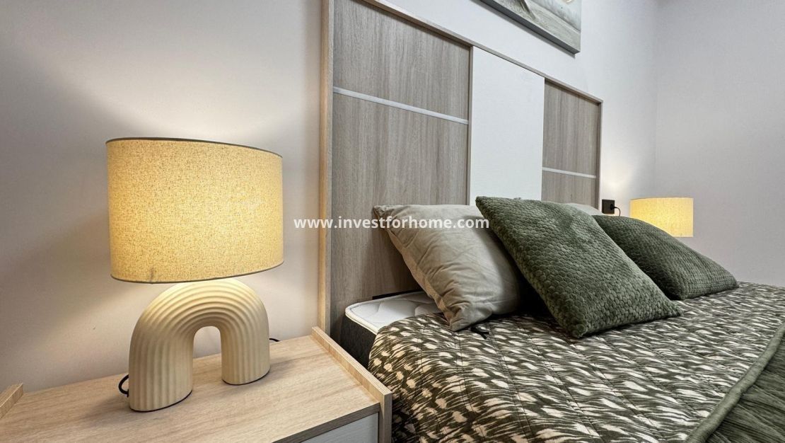 Sale - Bungalow - Torrevieja - La Siesta - El Salado - Torreta