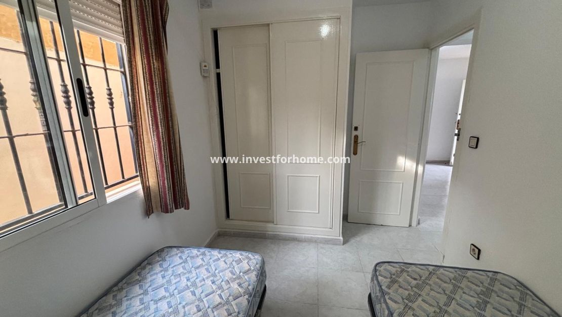 Sale - Bungalow - Torrevieja - La Siesta - El Salado - Torreta