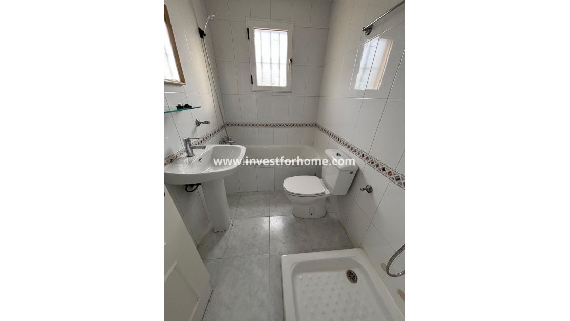 Sale - Bungalow - Torrevieja - La Siesta - El Salado - Torreta