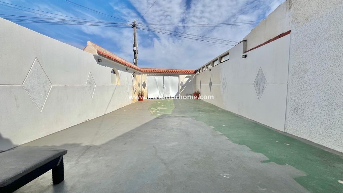 Sale - Bungalow - Torrevieja - La Siesta - El Salado - Torreta