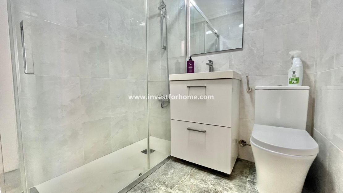 Sale - Bungalow - Torrevieja - La Siesta - El Salado - Torreta