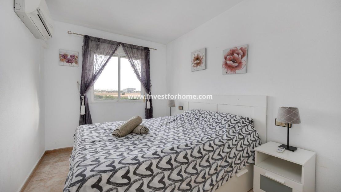 Sale - Bungalow - Torrevieja - La Siesta - El Salado - Torreta