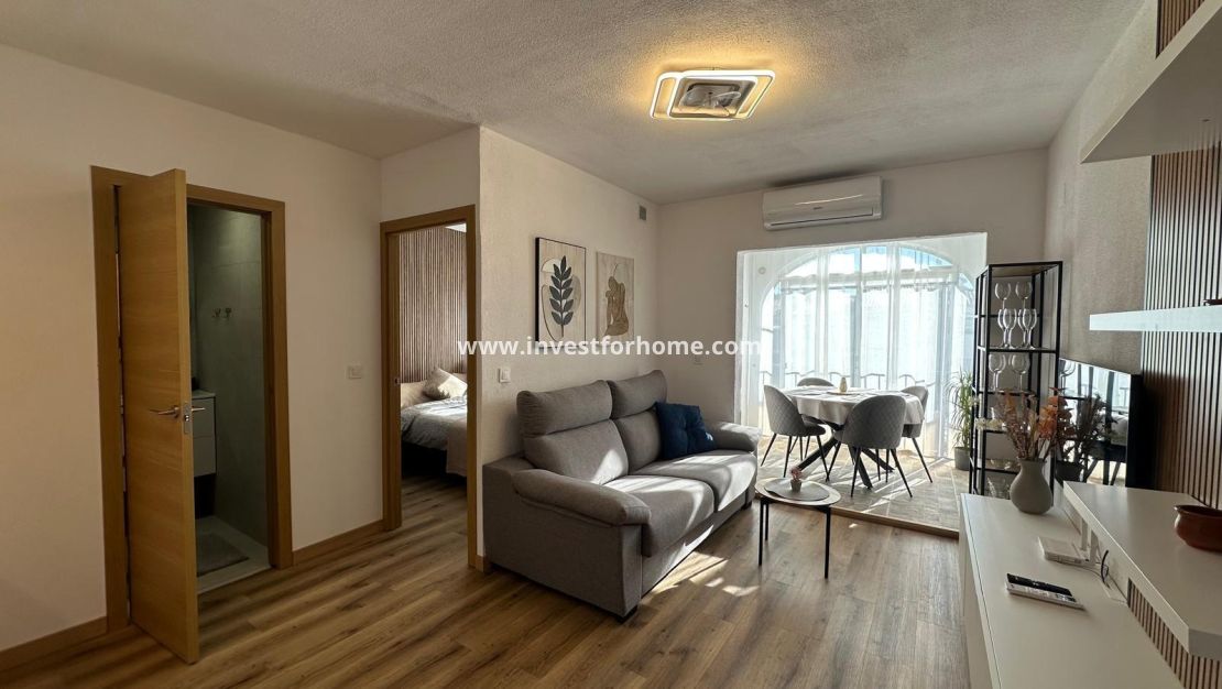 Sale - Bungalow - Torrevieja - Los Balcones - Los Altos Del Edén