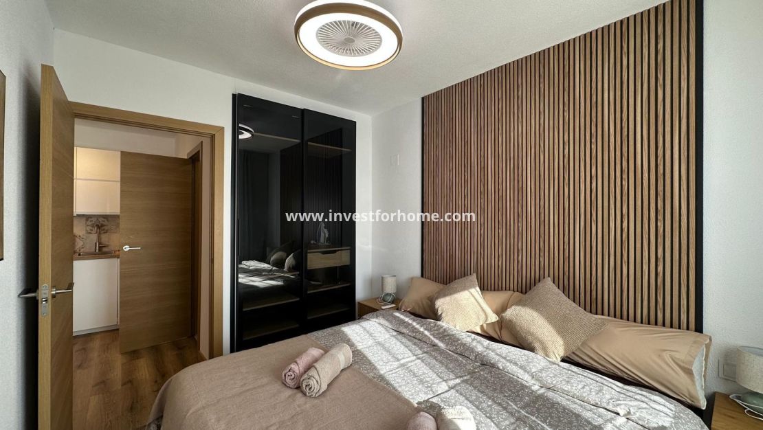 Sale - Bungalow - Torrevieja - Los Balcones - Los Altos Del Edén