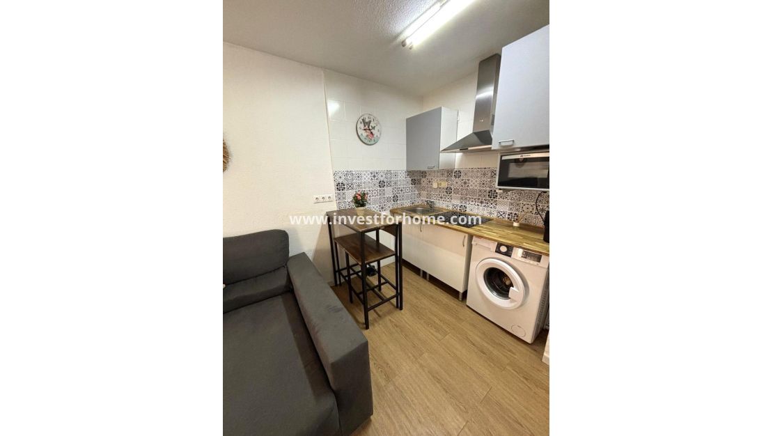 Sale - Bungalow - Torrevieja - Los Balcones - Los Altos Del Edén