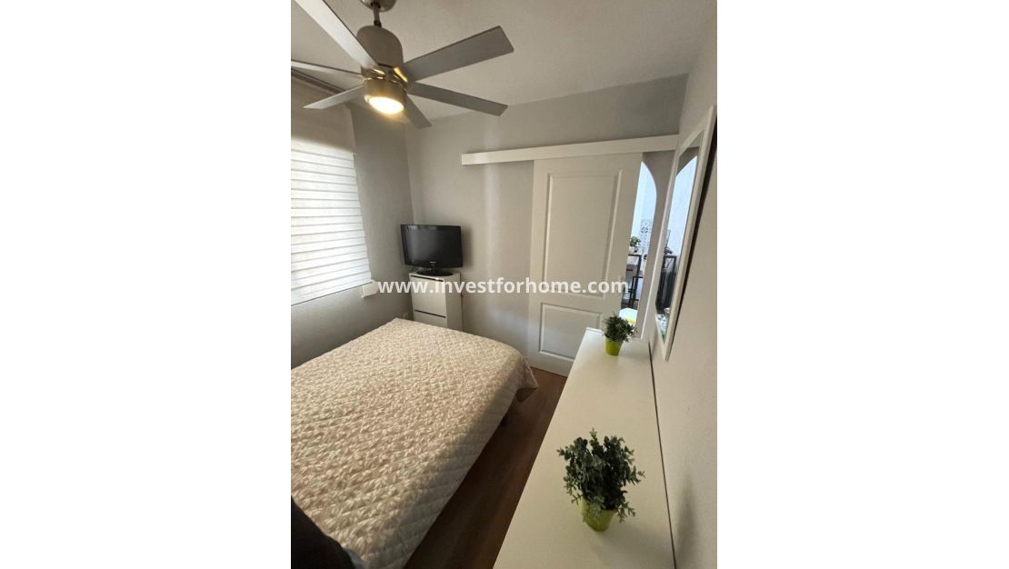 Sale - Bungalow - Torrevieja - Los Balcones - Los Altos Del Edén