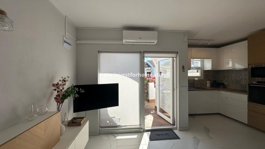 Sale - Bungalow - Torrevieja - Los Balcones