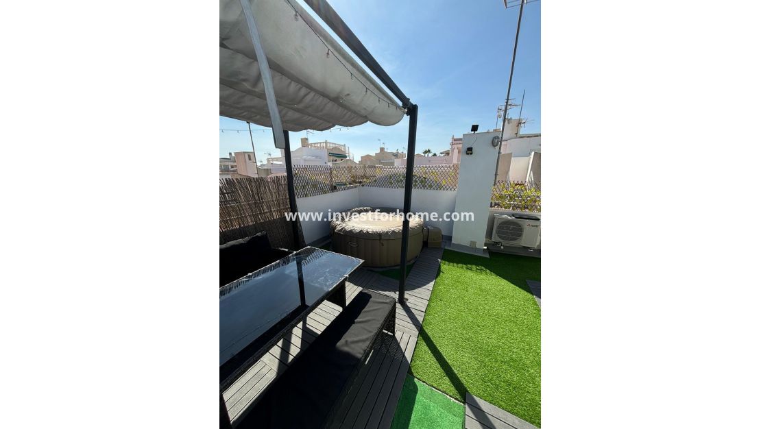 Sale - Bungalow - Torrevieja - Los Balcones