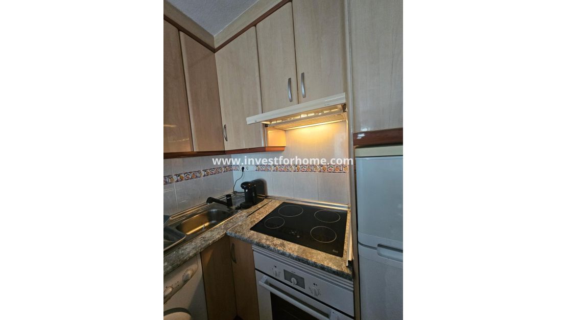Sale - Bungalow - Torrevieja - Los Balcones