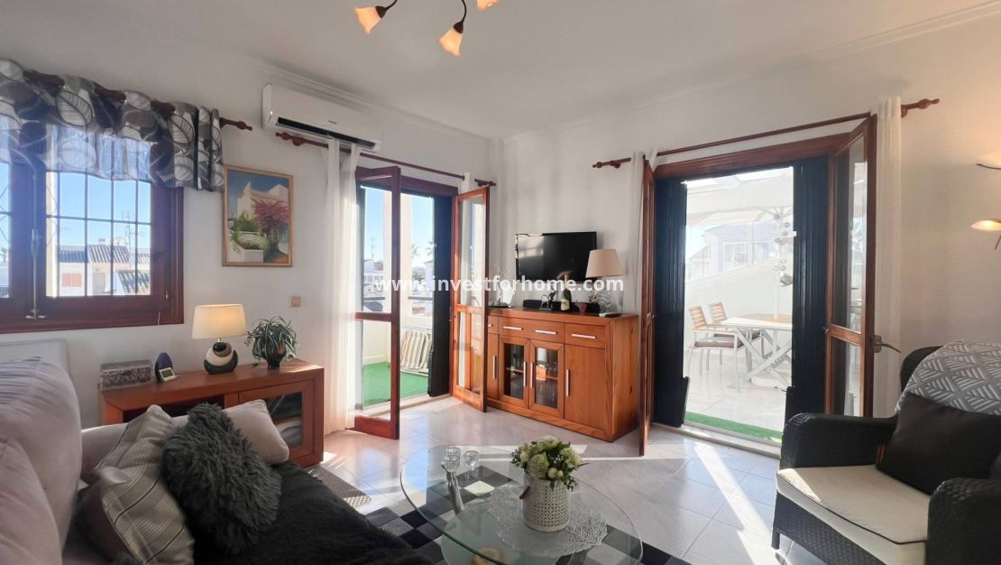 Sale - Bungalow - Torrevieja - Nueva Torrevieja - Aguas Nuevas