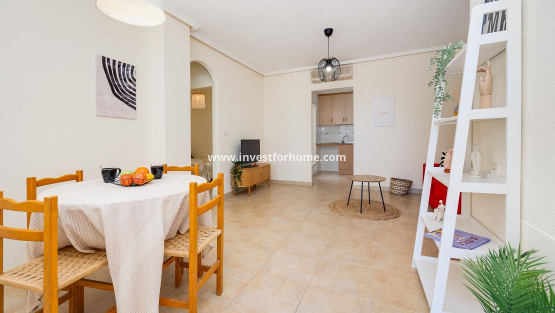 Sale - Bungalow - Torrevieja - Nueva Torrevieja - Aguas Nuevas