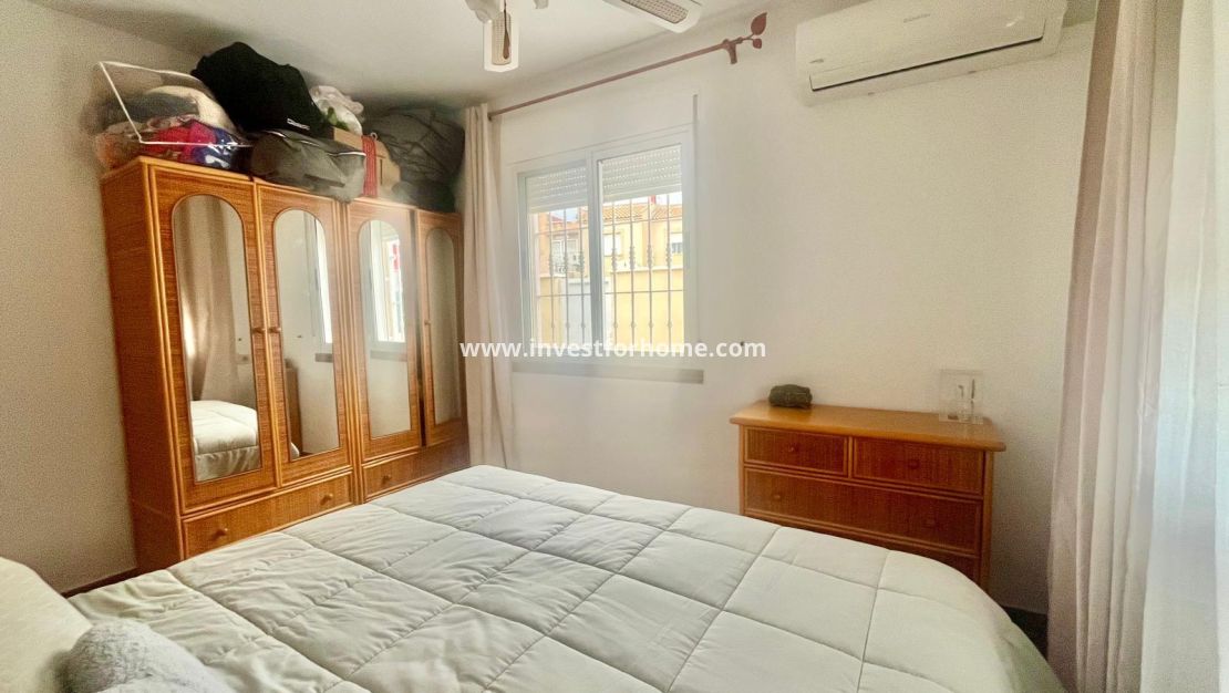 Sale - Bungalow - Torrevieja - Paraje Natural
