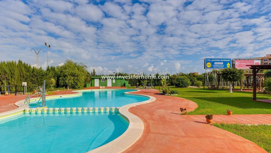 Sale - Bungalow - Torrevieja - PARQUE DE LAS NACIONES
