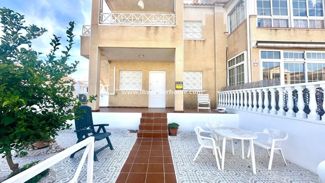 Sale - Bungalow - Torrevieja - Playa de los Locos