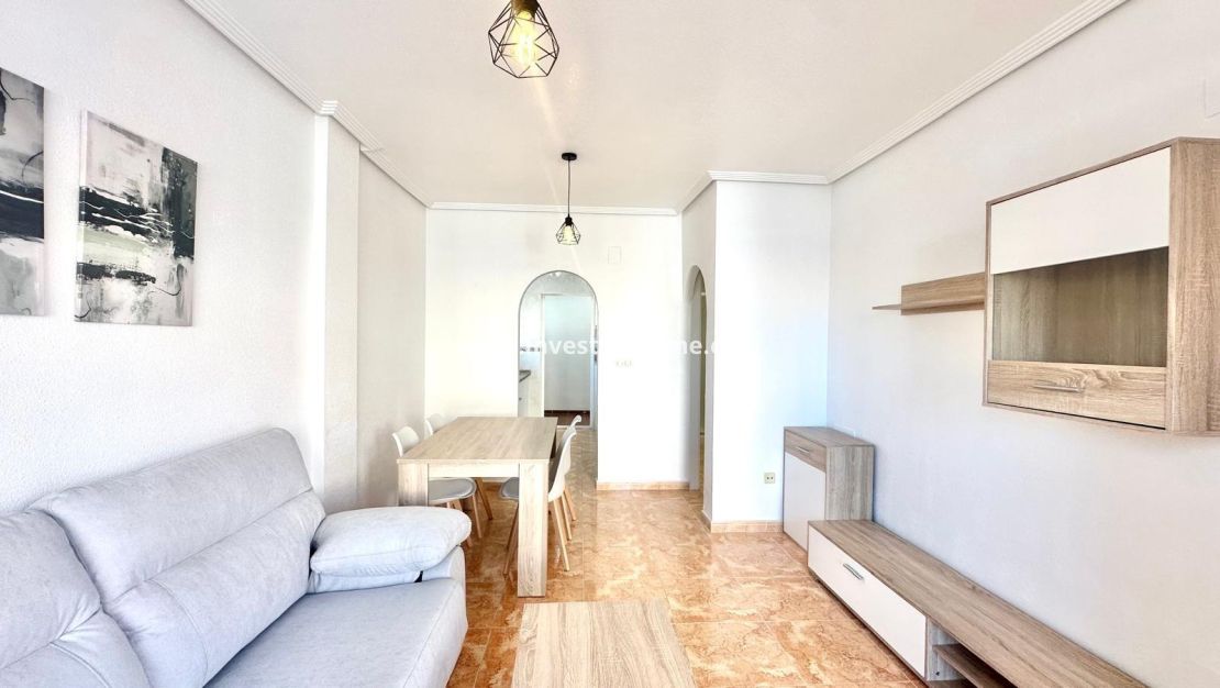 Sale - Bungalow - Torrevieja - Playa de los Locos