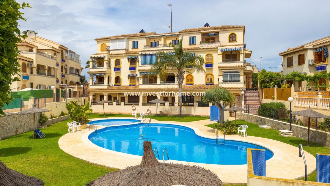 Sale - Bungalow - Torrevieja - Torrelamata - La Mata