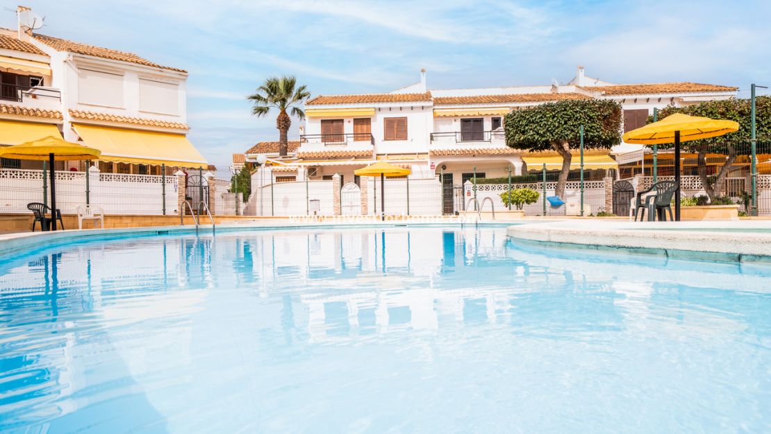 Sale - Bungalow - Torrevieja - Torrelamata - La Mata