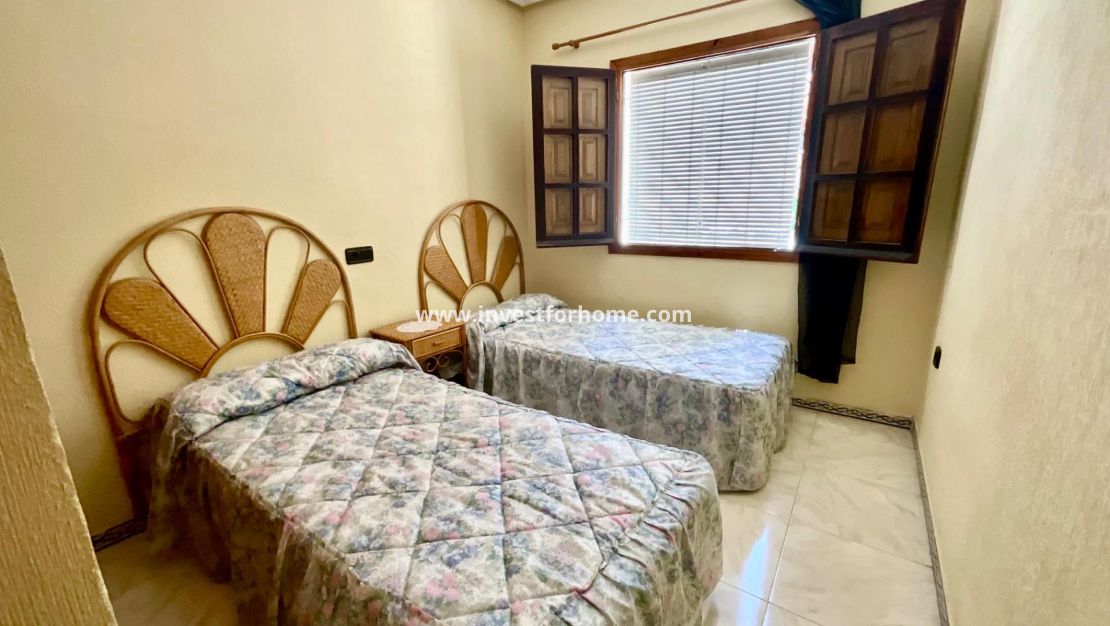 Sale - Bungalow - Torrevieja - Torrelamata - La Mata