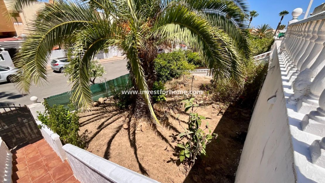 Sale - Bungalow - Torrevieja - Torrelamata - La Mata