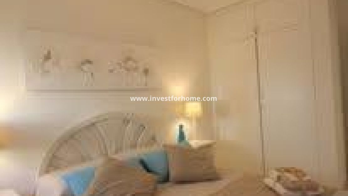 Sale - Bungalow - Torrevieja - Torrelamata - La Mata