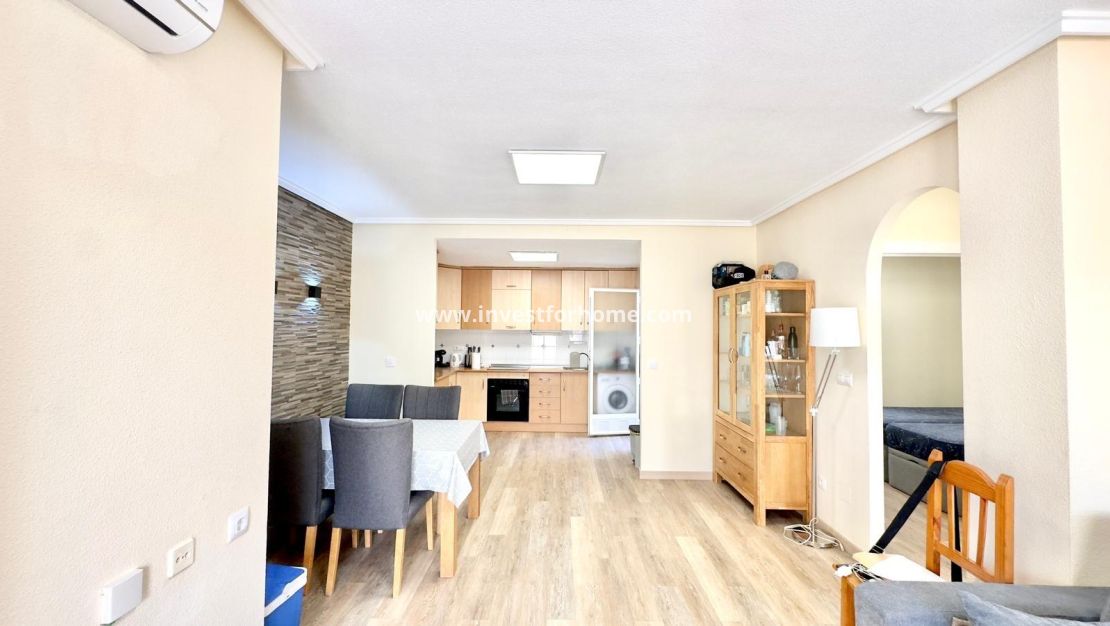 Sale - Bungalow - Torrevieja - Torrelamata - La Mata