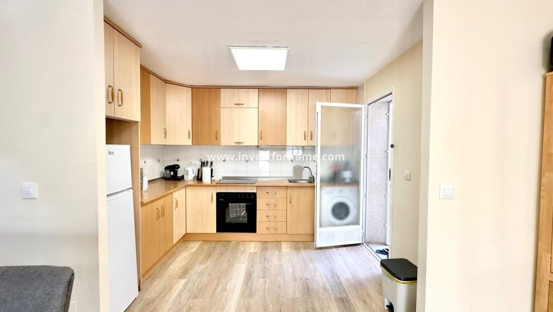 Sale - Bungalow - Torrevieja - Torrelamata - La Mata