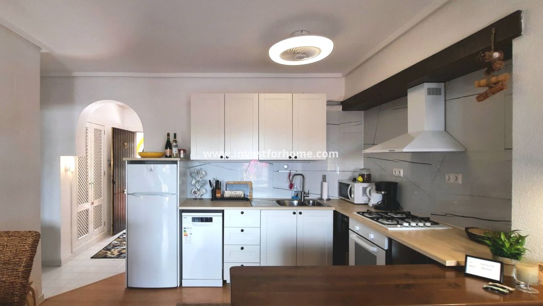 Sale - Bungalow - Torrevieja - Torrelamata - La Mata