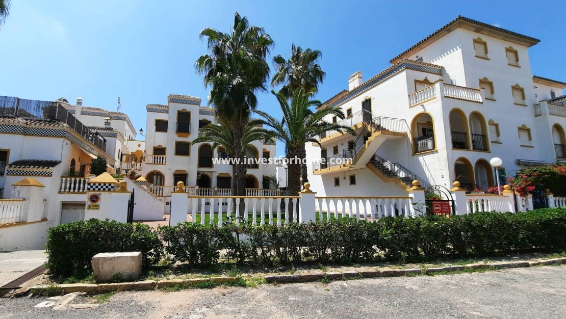 Sale - Bungalow - Torrevieja - Torrelamata - La Mata