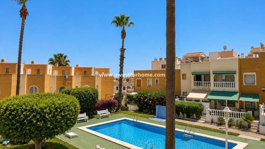 Sale - Bungalow - Torrevieja - Torrelamata - La Mata