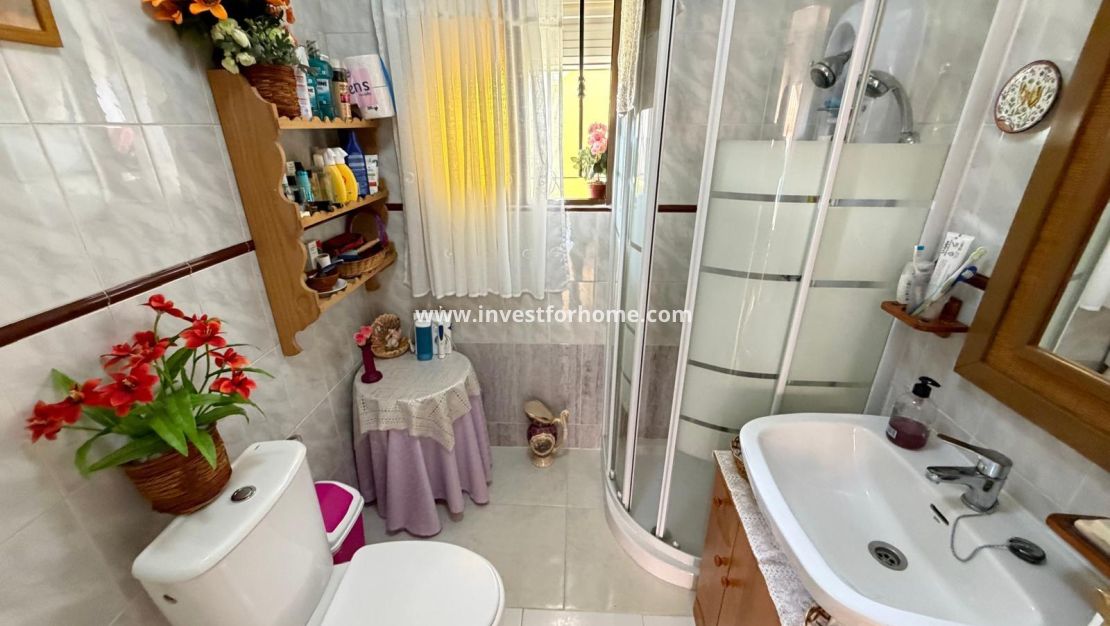 Sale - Bungalow - Torrevieja - Torrelamata - La Mata