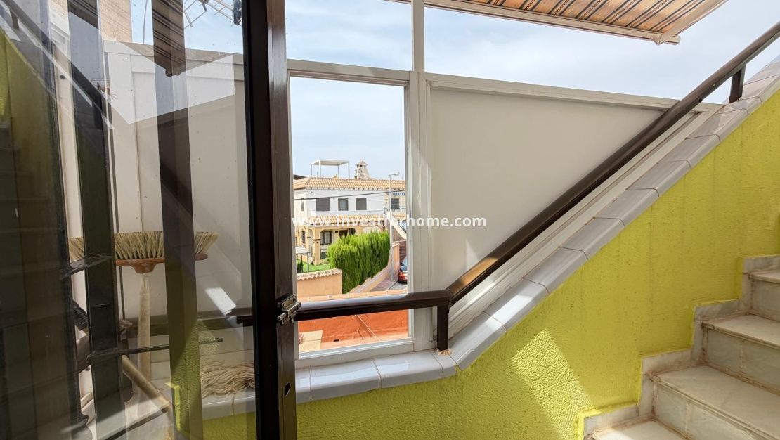 Sale - Bungalow - Torrevieja - Torrelamata - La Mata