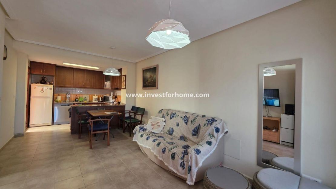 Sale - Bungalow - Torrevieja - Zona Los Frutales