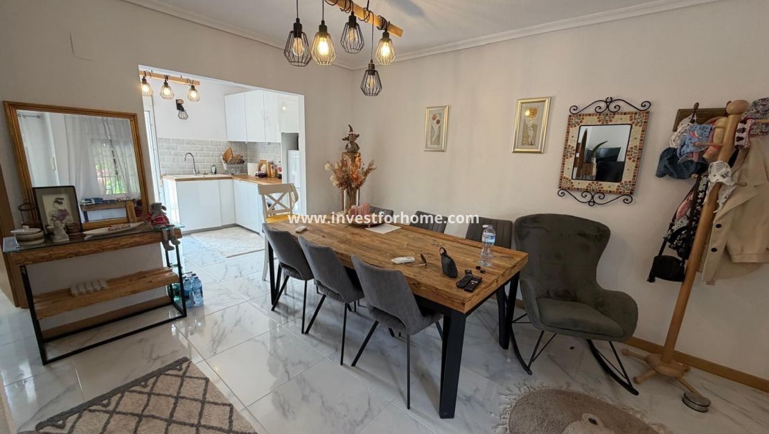 Sale - Bungalow - Torrevieja - Zona Los Frutales