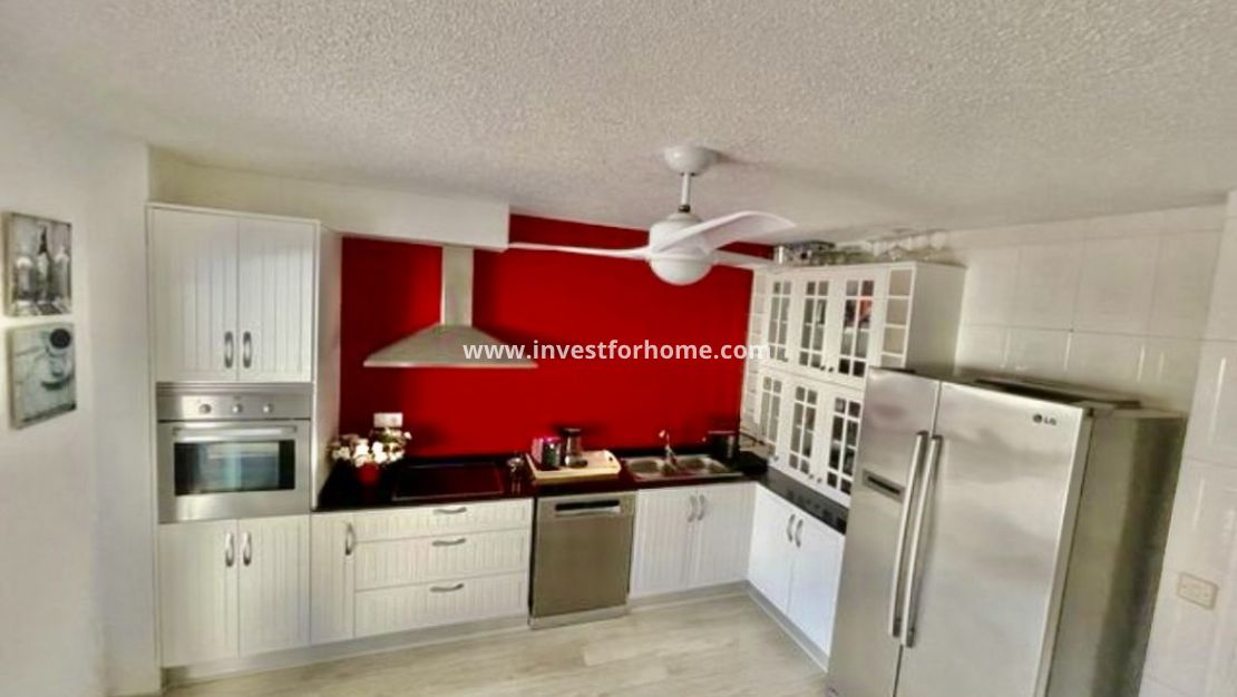 Sale - House - Aquilas