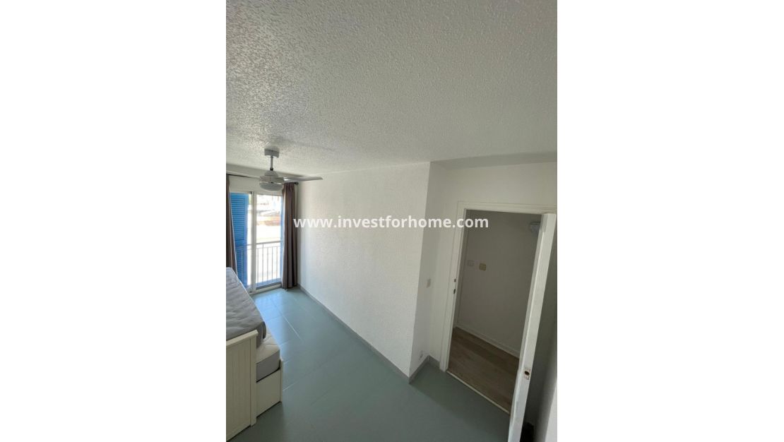 Sale - House - Aquilas