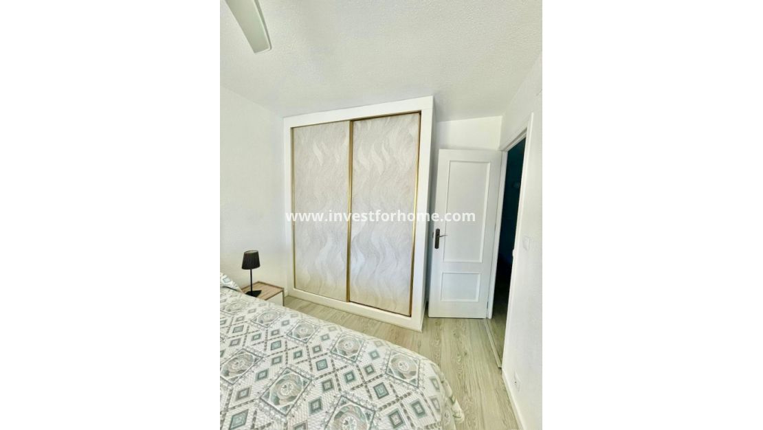 Sale - House - Aquilas