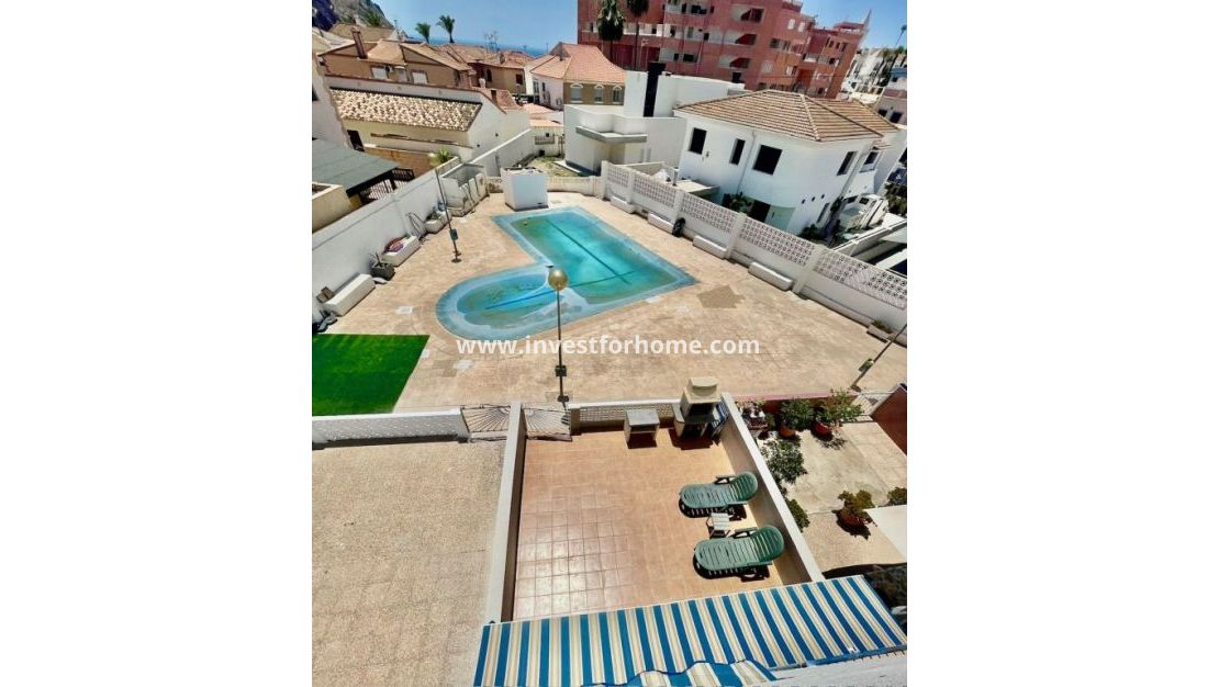 Sale - House - Aquilas