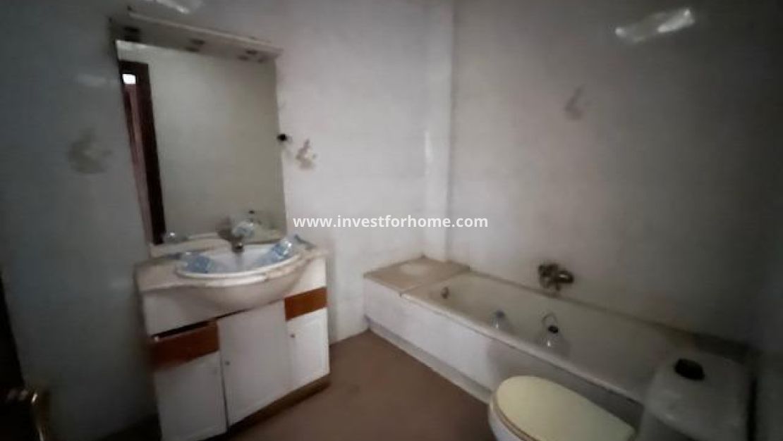 Sale - House - Catral - Avda Principal