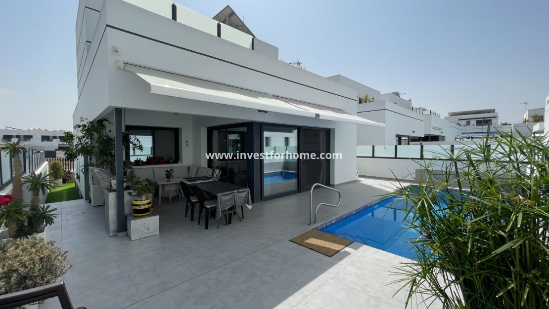 Sale - House - Daya Nueva - Costa Blanca