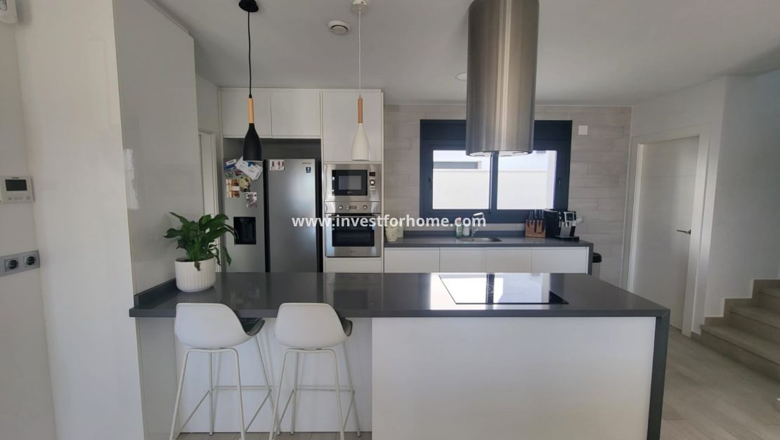 Sale - House - Daya vieja - Costa Blanca