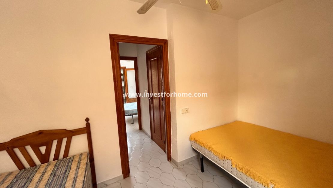 Sale - House - El Chaparral - Inland