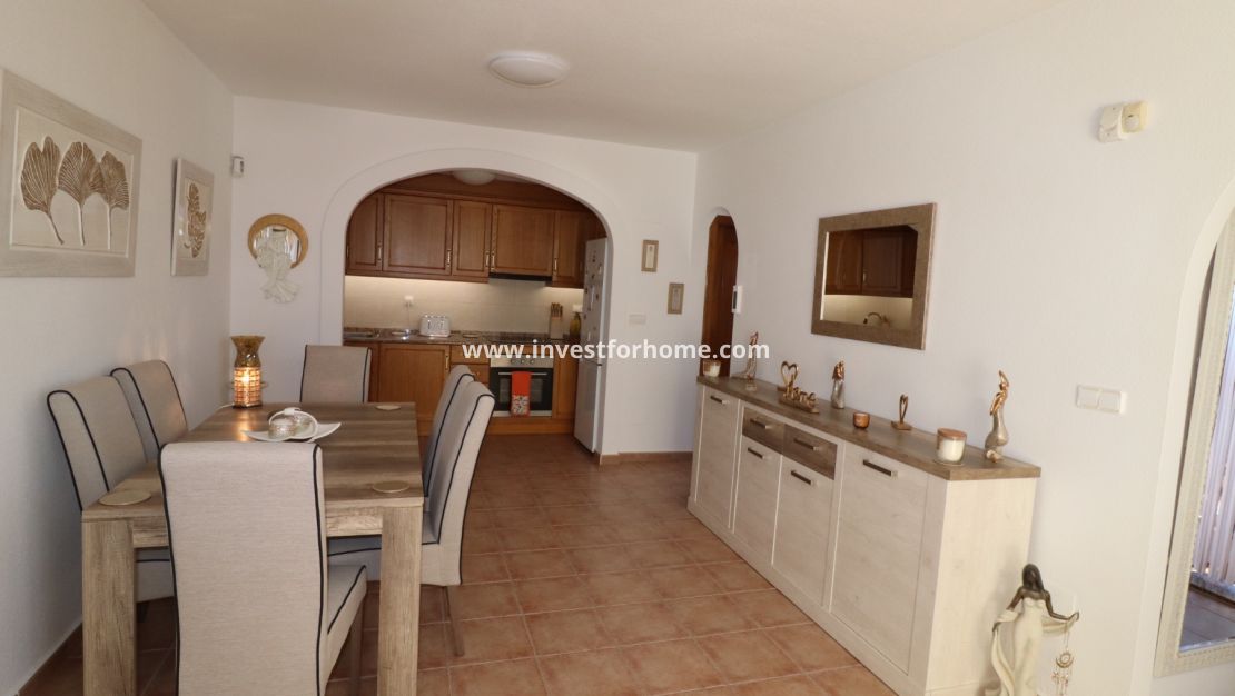 Sale - House - Fortuna - Inland