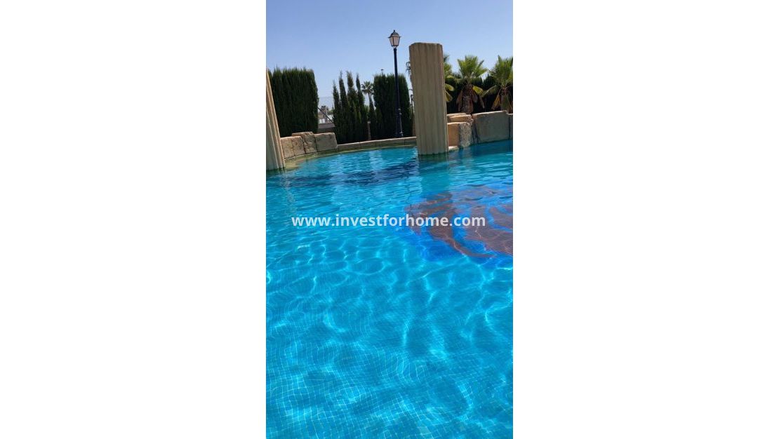 Sale - House - Fortuna - Inland