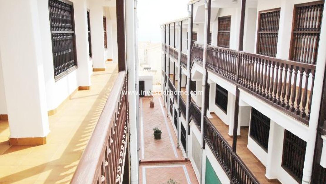 Sale - House - Guardamar del Segura - Benamor